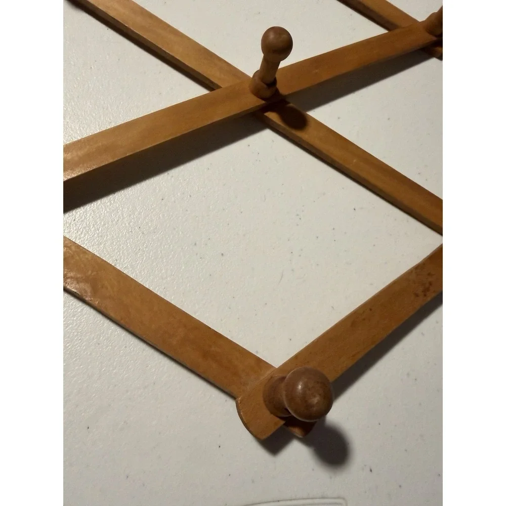 Vintage MCM Wood Rack Expandable Wooden Accordion 10 Peg Wall Cottagecore Coat